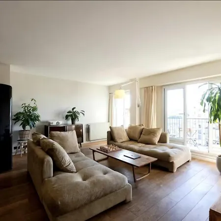 Amazing View, Beautiful Flat, Swimming Pools Apartment Paris