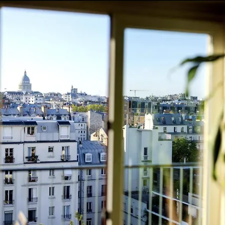 Amazing View, Beautiful Flat, Swimming Pools Apartment