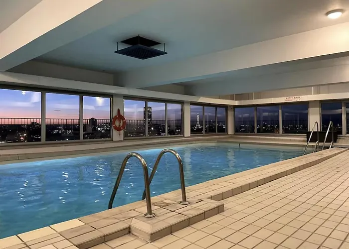 Amazing View, Beautiful Flat, Swimming Pools, Secure Parking Apartment