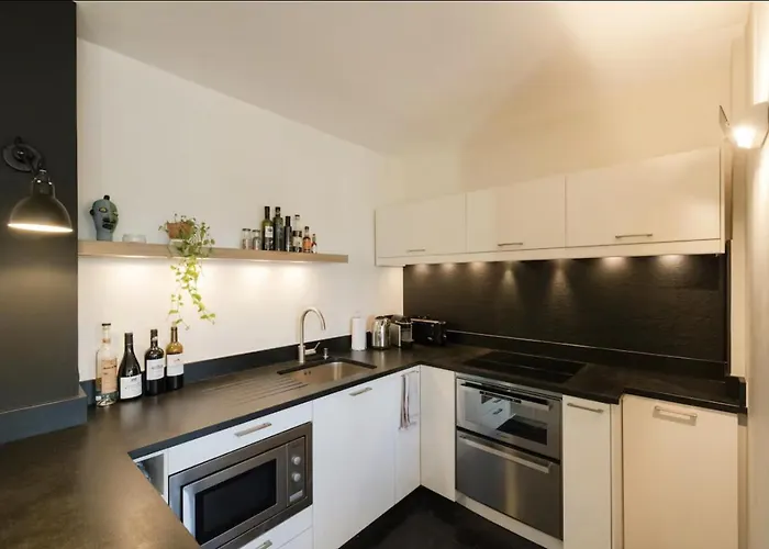 Amazing View, Beautiful Flat, Swimming Pools, Secure Parking Apartment