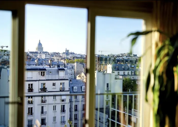 Amazing View, Beautiful Flat, Swimming Pools, Secure Parking Apartment